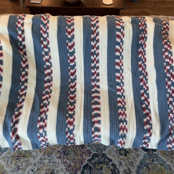 Vintage Handmade Crochet Afghan Striped Blanket 92 x 50"  Scalloped Detail Edges - Picture 2 of 9